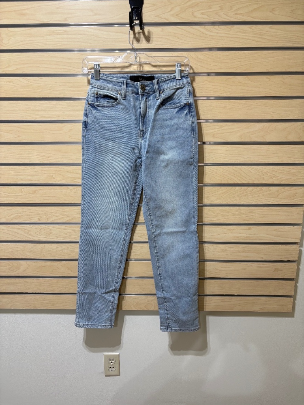 NWT La Joie light wash high rise straight leg jean comfort stretch size 0